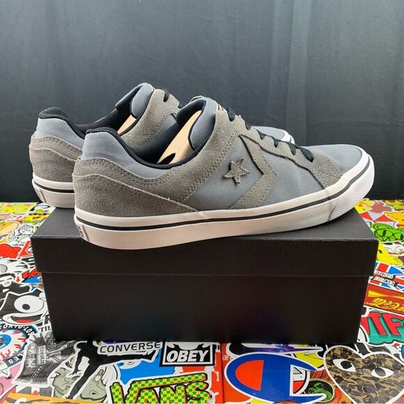 Converse Low Suede Star Size 10.5 Women's - Picture 2 of 11